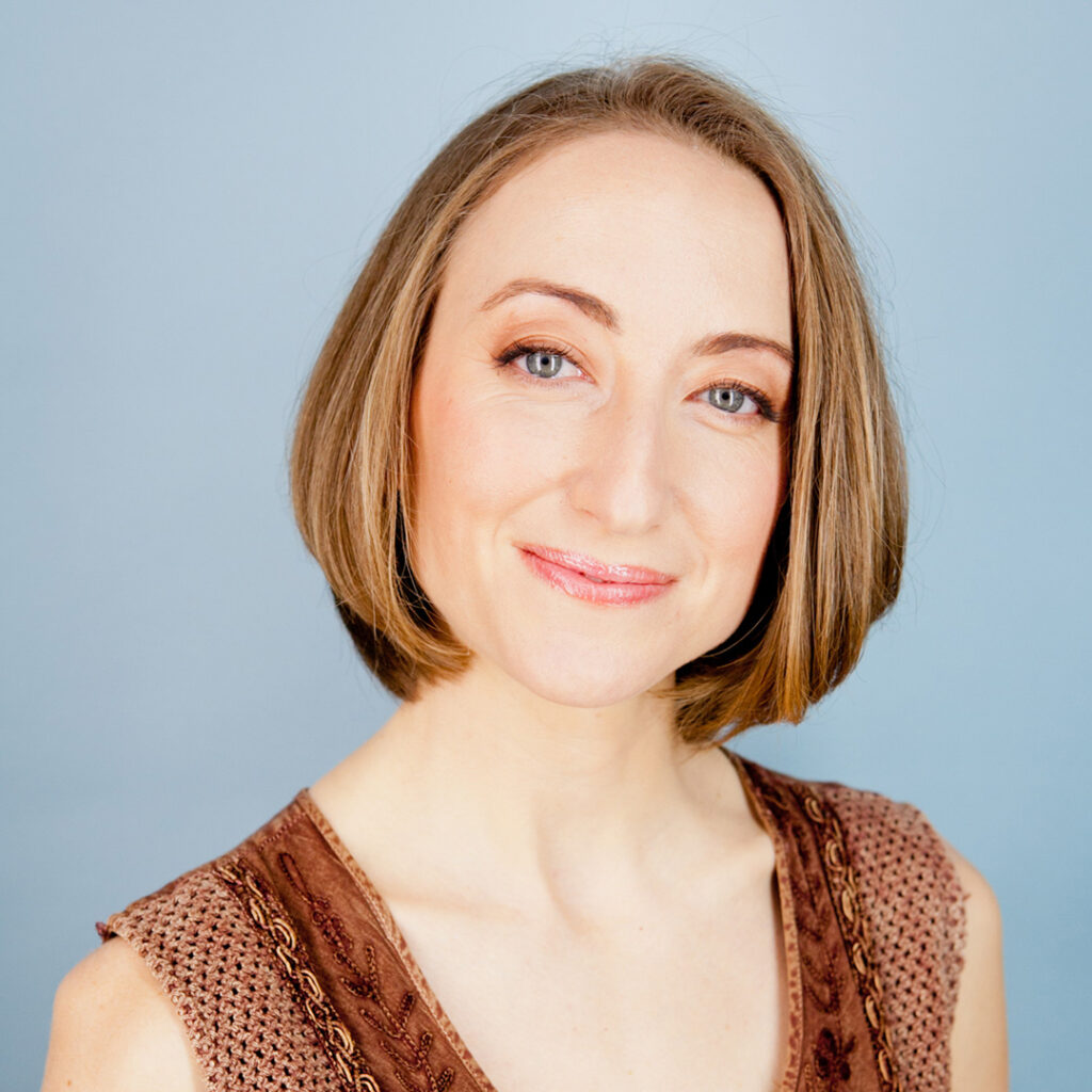 Amy Dodington, Soprano